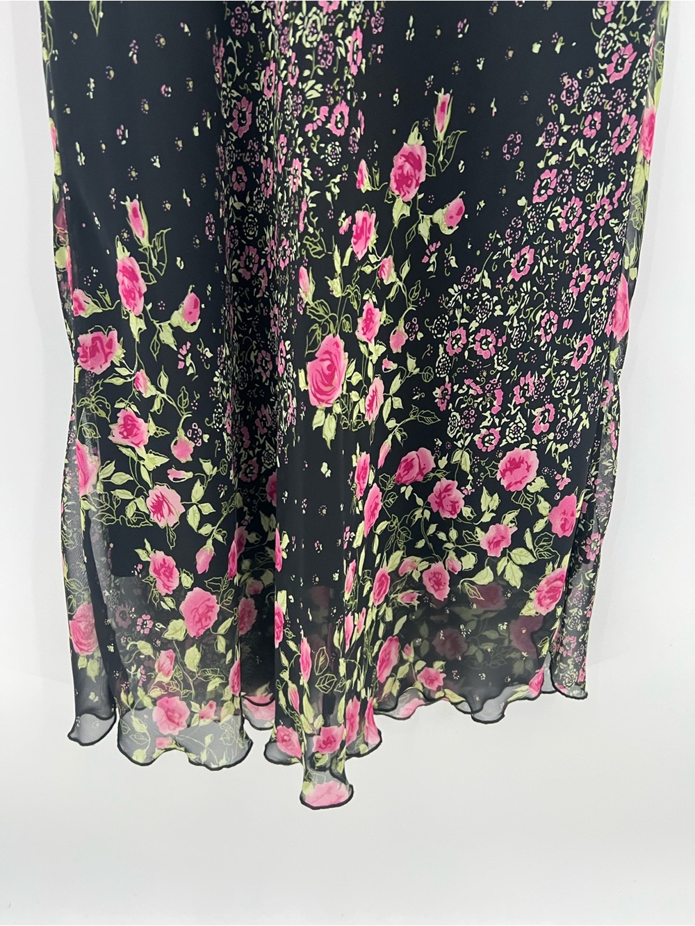 Vintage Dressbarn Y2K black midi dress with Pink Rose Print - Picture 8 of 15